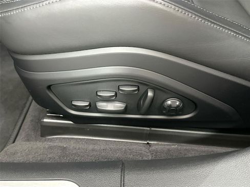 Certified 2024 Porsche Panamera image 32