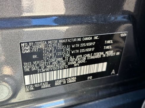 Used 2025 Toyota RAV4 XLE FWD image 15