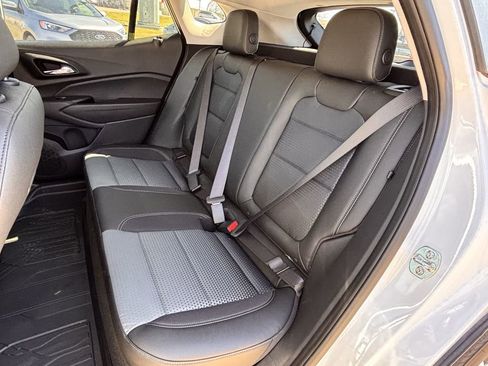 New 2026 Chevrolet Trax LT w/ Sunroof Package FWD image 20