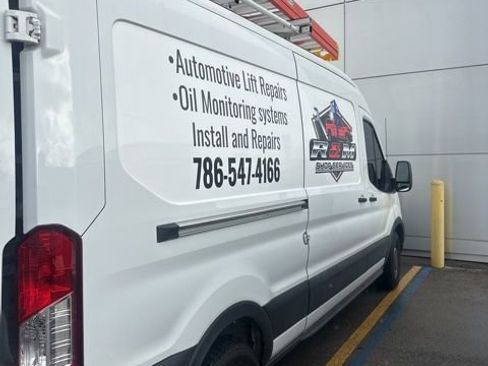 Used 2020 Ford Transit 250 Medium Roof image 8