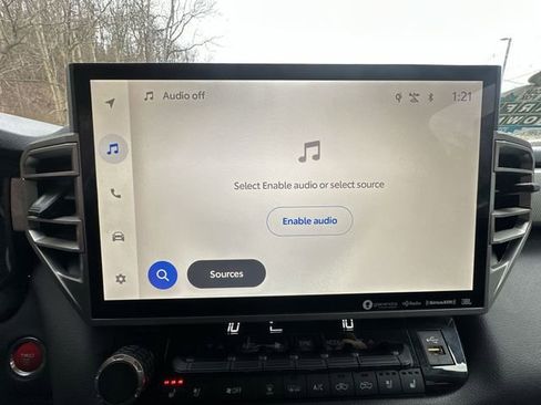 Used 2022 Toyota Tundra Limited image 22