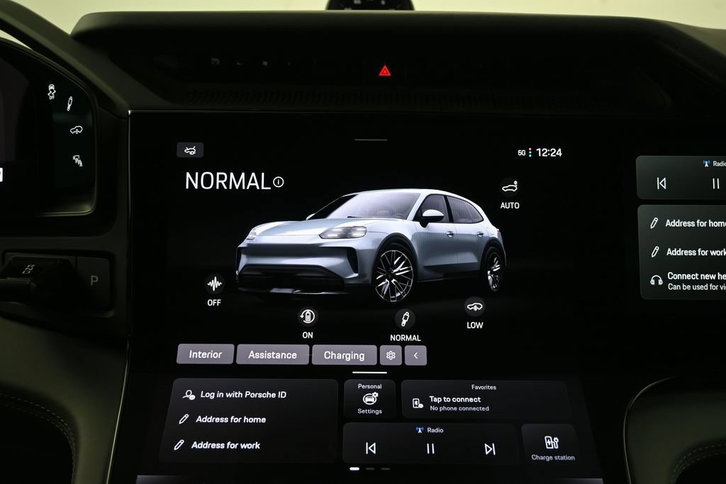 Certified 2026 Porsche Cayenne Electric AWD/4WD image 24