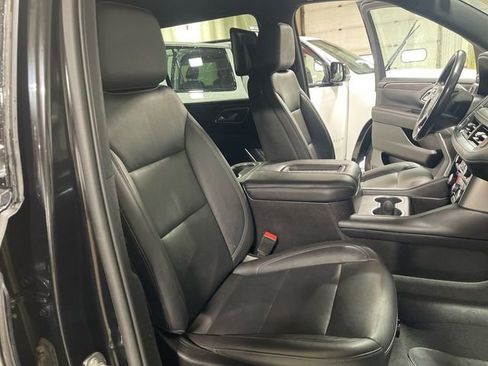 Used 2021 Chevrolet Suburban Z71 w/ Rear Media and Nav Package AWD/4WD image 25