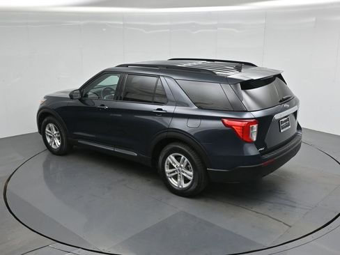 Certified 2022 Ford Explorer XLT image 45