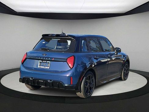 New 2026 MINI Cooper S image 8