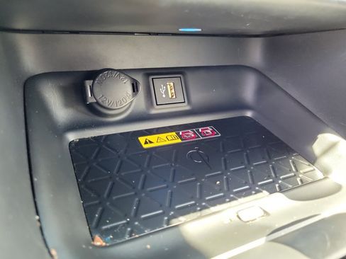 Used 2024 Toyota RAV4 XSE w/ Advanced Technology Package AWD/4WD image 32