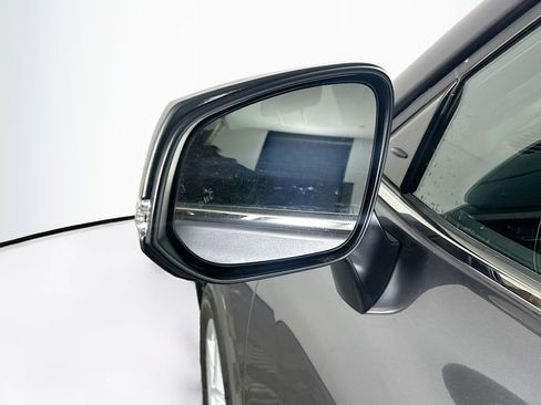 Used 2023 Toyota Highlander LE image 16