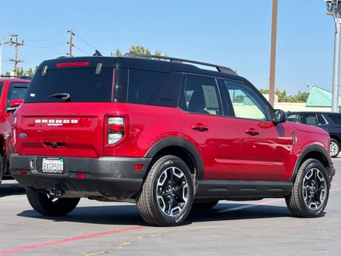 Used 2021 Ford Bronco Sport Outer Banks AWD/4WD image 2