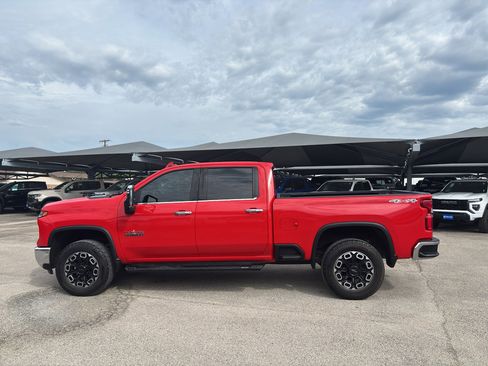 Certified 2024 Chevrolet Silverado 2500 LTZ w/ LTZ Texas Edition AWD/4WD image 9