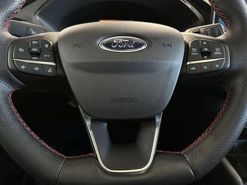 Certified 2025 Ford Escape ST-Line Elite image 18