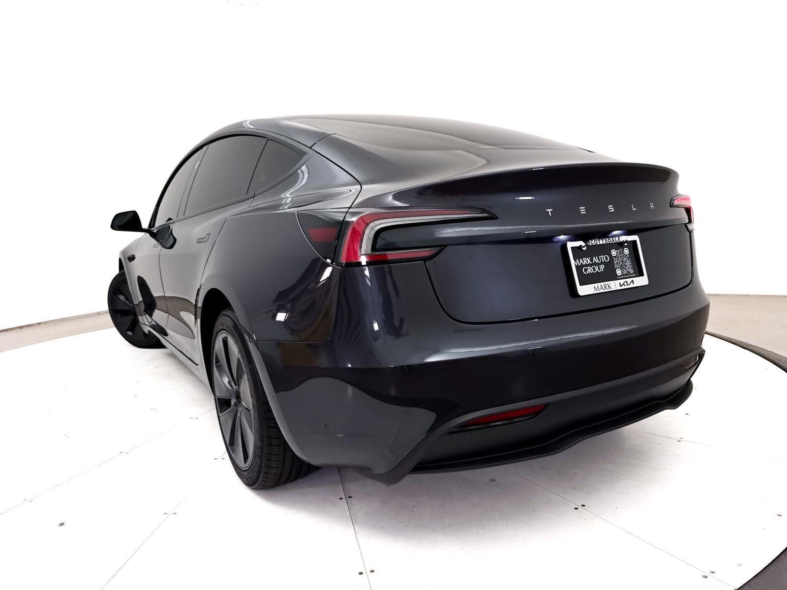 Used 2025 Tesla Model 3 Long Range RWD image 7