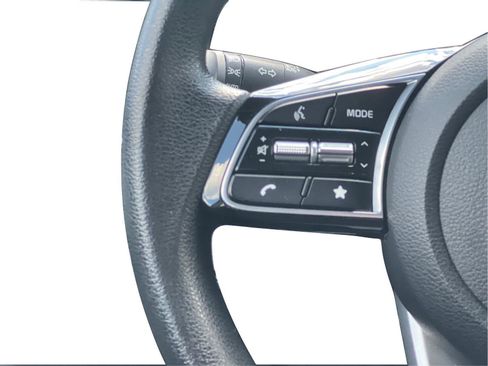Used 2023 Kia Forte LXS FWD image 13