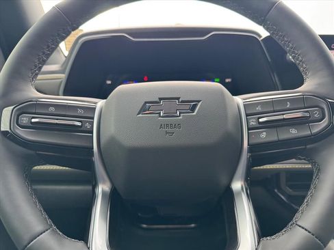 New 2026 Chevrolet Colorado ZR2 AWD/4WD image 14