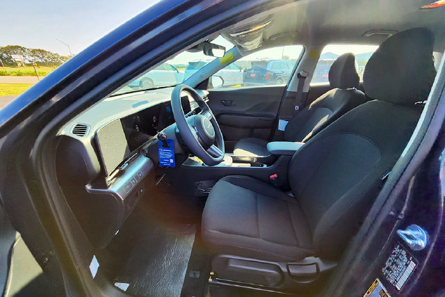 New 2027 Hyundai Kona SE AWD/4WD image 17