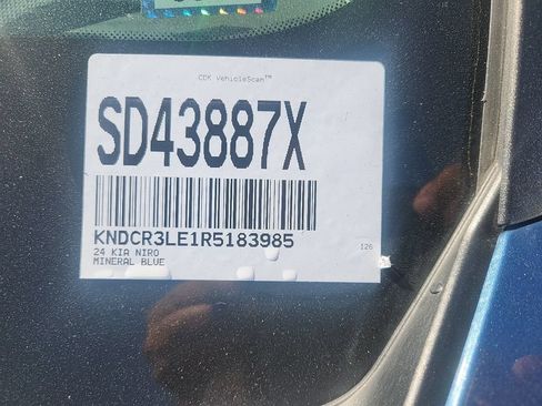 Certified 2024 Kia Niro EX FWD image 5