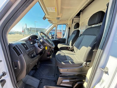 Used 2015 RAM ProMaster 3500 w/ Interior Convenience Group image 13