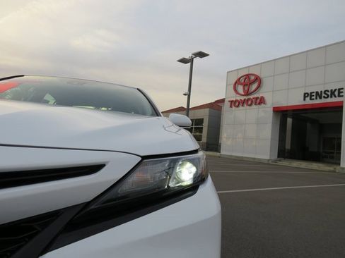 Certified 2023 Toyota Camry SE image 4