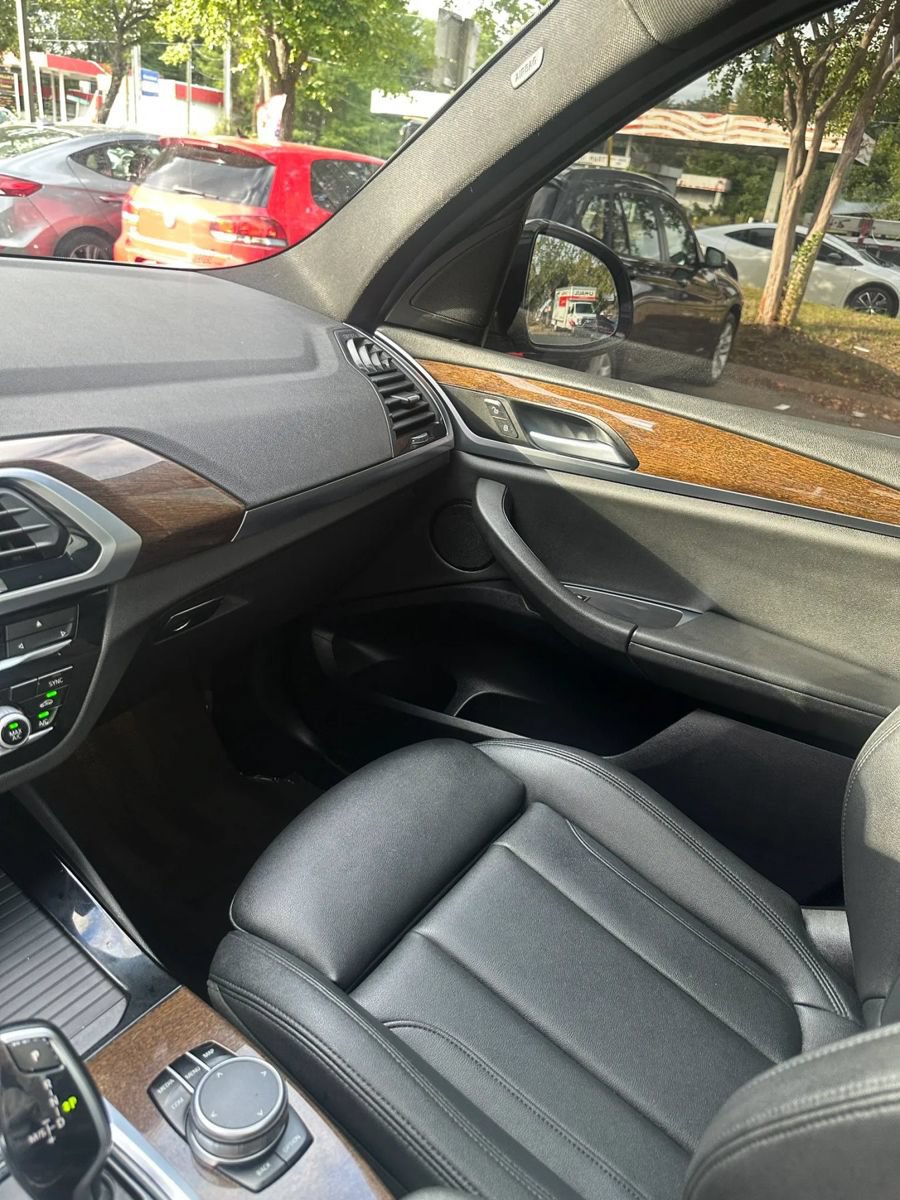 Used 2019 BMW X3 xDrive30i w/ Driving Assistance Package AWD/4WD image 16