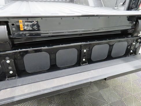 Used 2025 GMC Sierra 3500 AT4 image 45