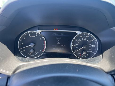 Used 2024 Nissan Altima 2.5 SV FWD image 7