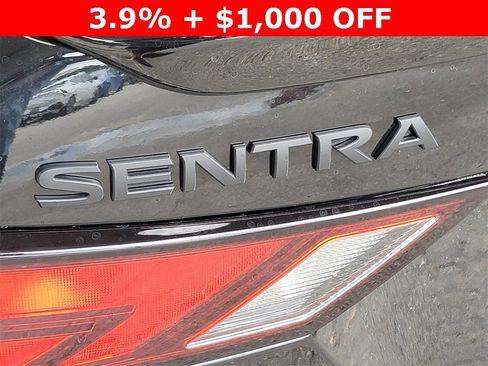 New 2025 Nissan Sentra SR w/ Midnight Edition image 27