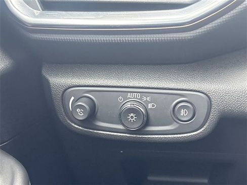 Certified 2023 Chevrolet TrailBlazer ACTIV w/ Sun and Liftgate Package image 17