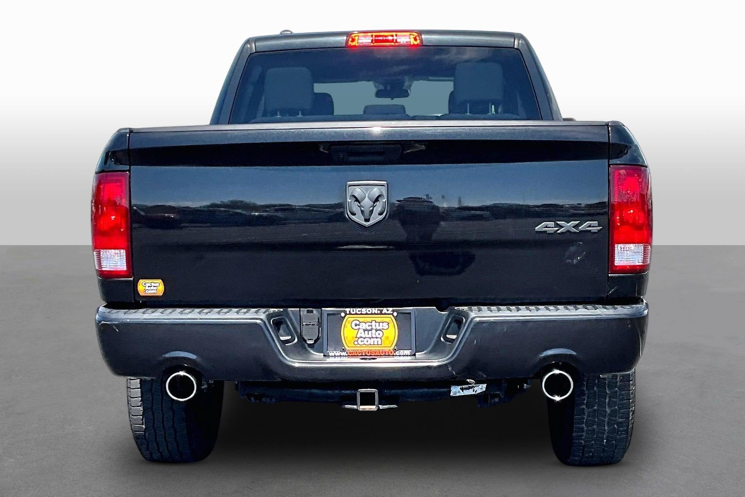 Used 2019 RAM 1500 Express w/ Express Value Package AWD/4WD image 4