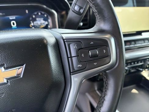 Used 2024 Chevrolet Silverado 2500 LTZ w/ LTZ Convenience Package AWD/4WD image 20
