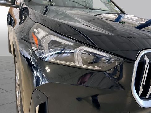 Used 2025 BMW X1 xDrive28i w/ Convenience Package AWD/4WD image 25
