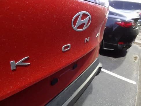 Used 2024 Hyundai Kona SEL image 10