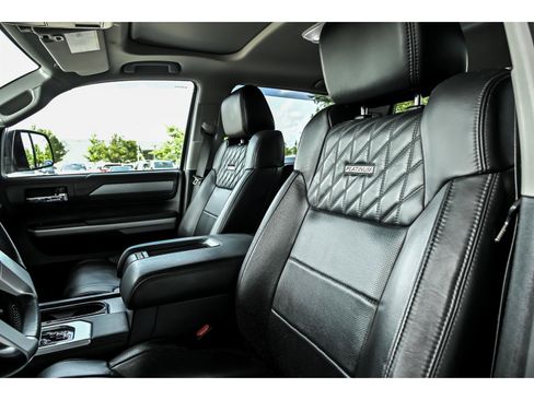 Used 2019 Toyota Tundra Platinum AWD/4WD image 13