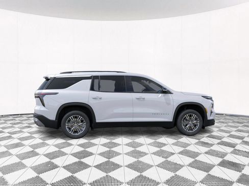New 2026 Chevrolet Traverse LT w/ Driver Confidence Package FWD image 12