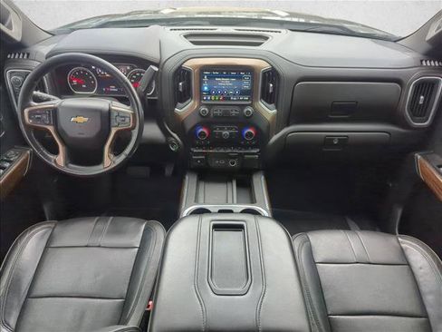 Used 2021 Chevrolet Silverado 1500 High Country w/ Technology Package image 18