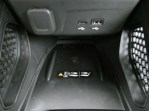 New 2026 Chevrolet TrailBlazer ACTIV w/ Convenience Package AWD/4WD image 17