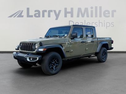 New 2026 Jeep Gladiator Sport