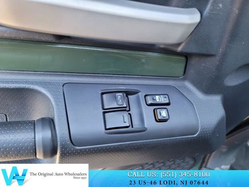 Used 2010 Toyota FJ Cruiser Base image 11