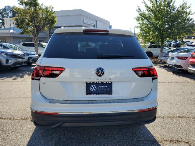 Certified 2023 Volkswagen Tiguan SE w/ Panoramic Sunroof Package FWD image 5