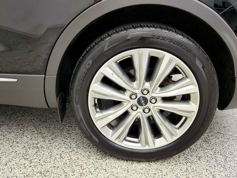 Used 2016 Lincoln MKX Reserve w/ Climate Package AWD/4WD image 9