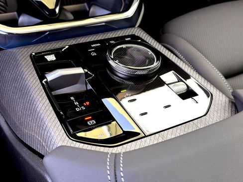 New 2026 BMW X3 xDrive30 w/ Premium Package image 13