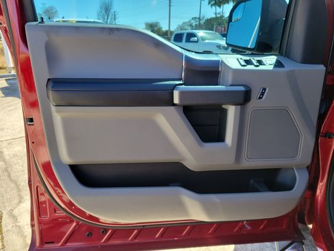 Used 2018 Ford F150 XLT w/ Equipment Group 302A Luxury image 13