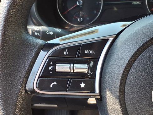 Used 2023 Kia Forte LXS w/ LXS Technology Package image 14