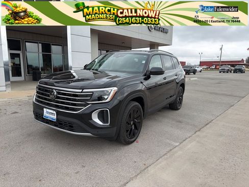 Used 2024 Volkswagen Atlas SE image 1