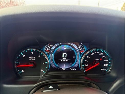 Used 2019 GMC Yukon Denali w/ Denali Ultimate Package AWD/4WD image 16