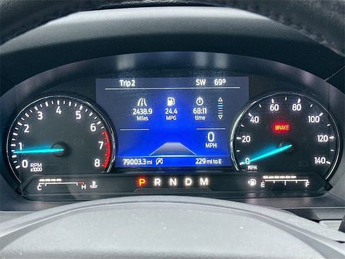 Used 2020 Ford Explorer XLT w/ Equipment Group 202A image 12