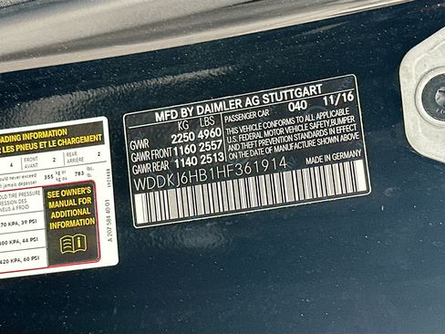 Used 2017 Mercedes-Benz E 400 E 400 image 36