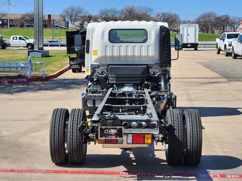 New 2024 Chevrolet Low Cab Forward 5500XD image 11