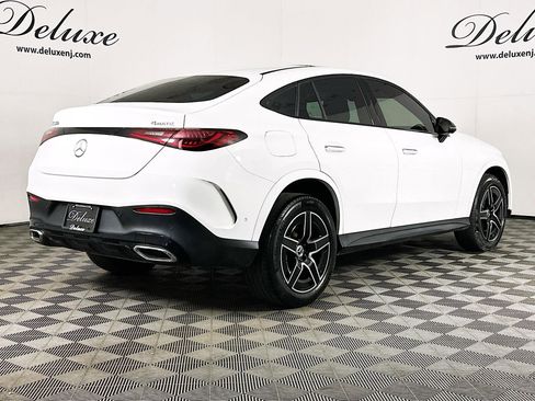 Used 2024 Mercedes-Benz GLC 300 4MATIC w/ AMG Line image 6