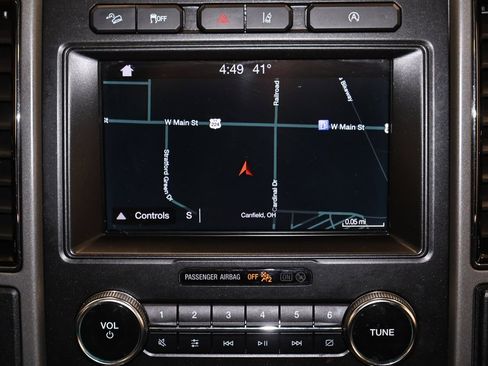 Certified 2019 Ford Expedition XLT w/ Equipment Group 202A image 32