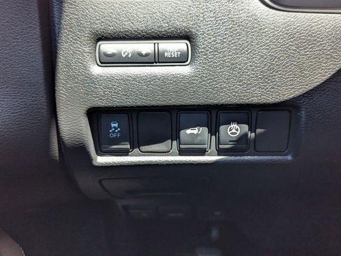Used 2015 Nissan Murano Platinum FWD image 23