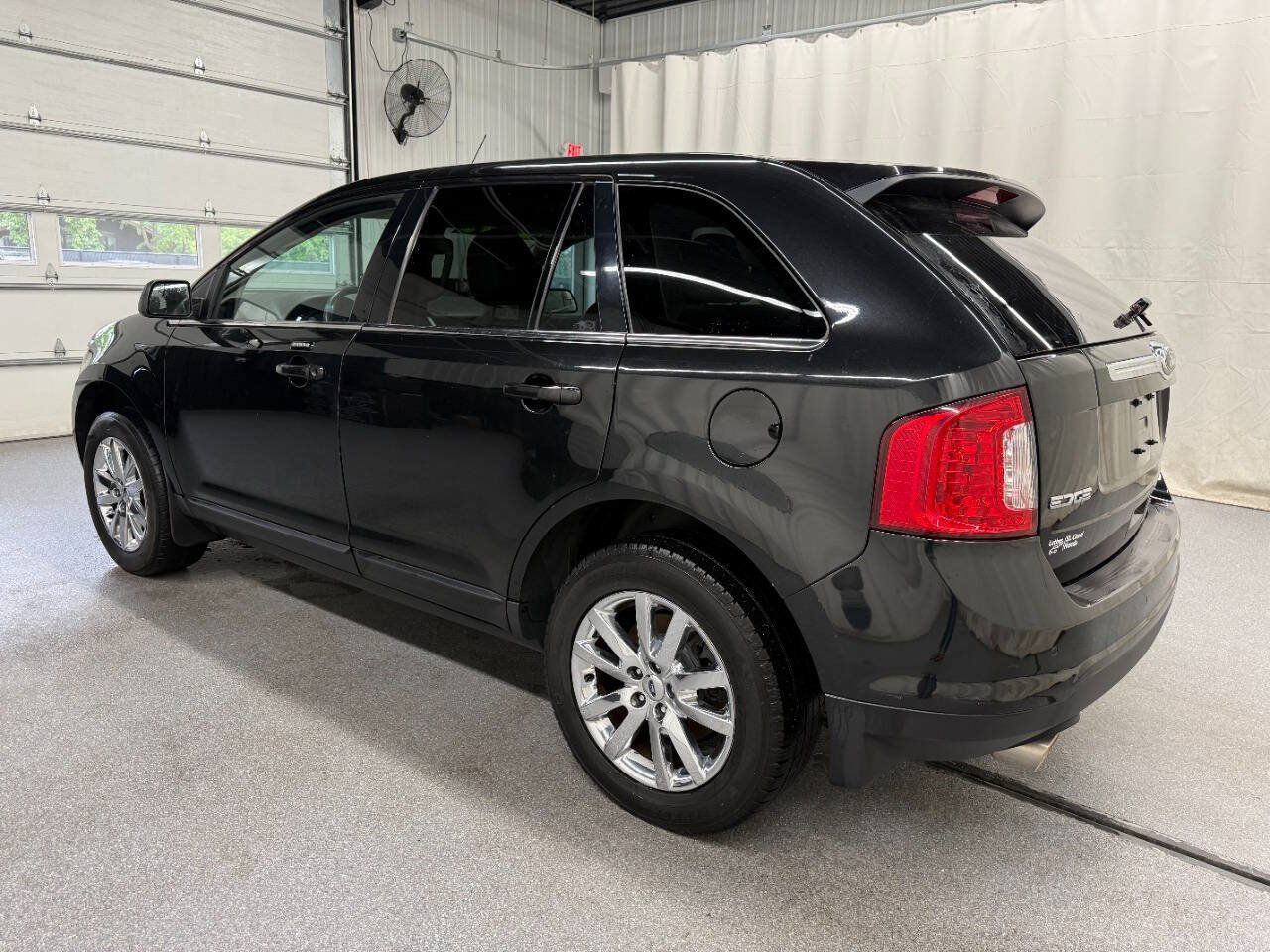 Used 2013 Ford Edge Limited AWD/4WD image 6